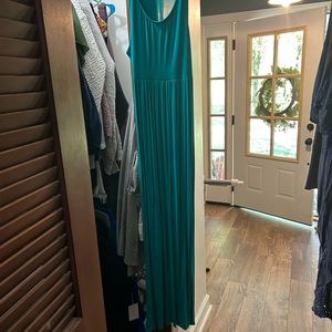 Medium turquoise maxi dress.